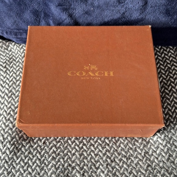 Coach suede boots with Sherpa lining - Picture 6 of 6